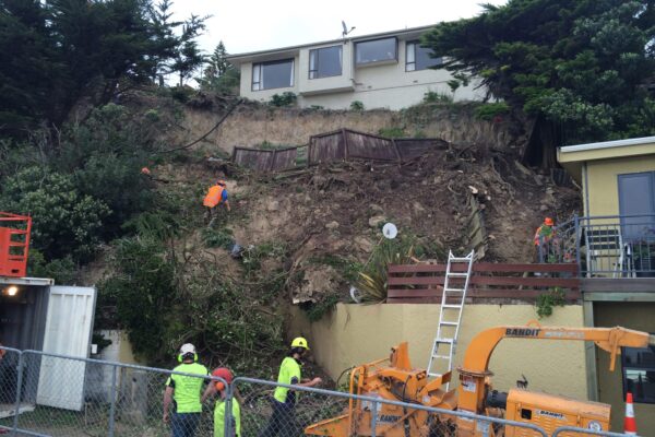 hgm_construction_Cliffs_Road_Anchored_Retaining_Wall_0